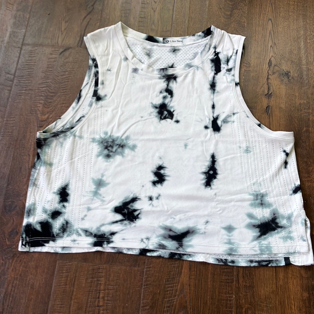 Lululemon Train To Be Tank Shibori Deep Coal Tie Dye